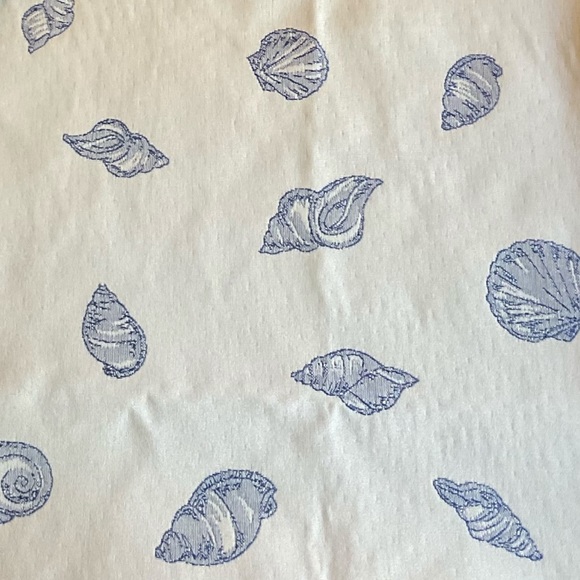 Custom Made Table Cloth 43.5"X 52" - Picture 2 of 3